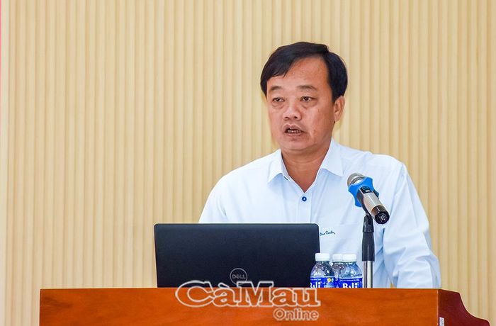 Đồng chí Huỳnh Quốc Việt, Phó Bí thư Thường trực Tỉnh ủy, phát biểu tại lễ khai giảng.