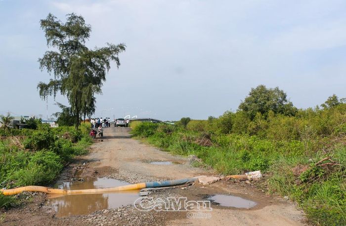 Một số dự án vẫn gặp vướng mắc trong công tác giải phóng mặt bằng, ảnh hưởng đến tiến độ thi công.