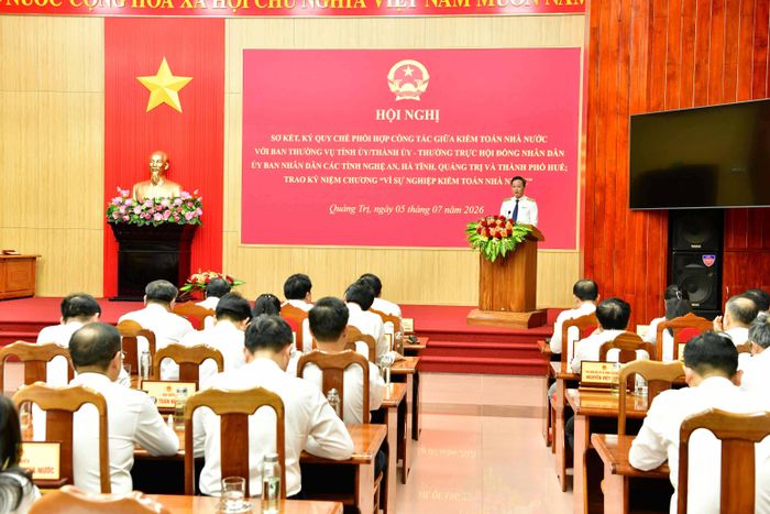 Tại Hội nghị, Tổng Kiểm toán nhà nước Nguyễn Hữu Nghĩa nhấn mạnh, thực tiễn triển khai Quy chế phối hợp giữa KTNN với 4 địa phương cho thấy, đây là chủ trương hết sức đúng đắn, thiết thực và hiệu quả.