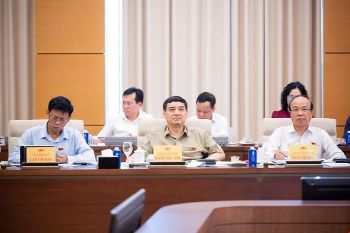 Các đại biểu tham dự cuộc họp. Ảnh: VPQH