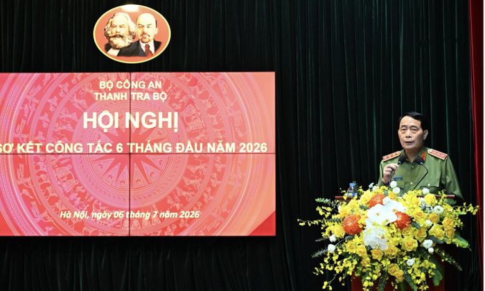Thứ trưởng Lê Quốc Hùng phát biểu tại Hội nghị
