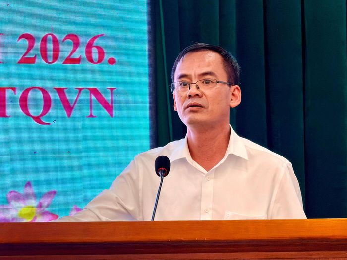 Chủ tịch Ủy ban MTTQ Việt Nam xã Phúc Thịnh Nguyễn Mạnh Hồng phát biểu tại hội nghị. Ảnh: Thanh Hà