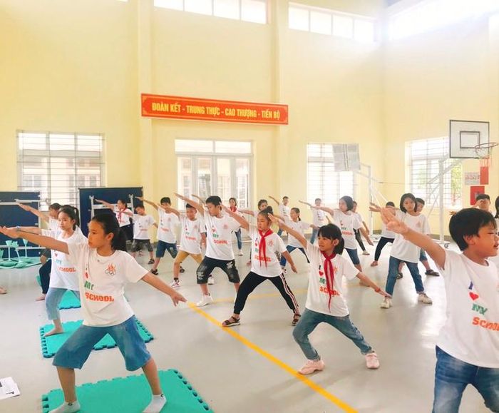Dinh dưỡng kết hợp với vận động là nền tảng sức khỏe vững chắc.