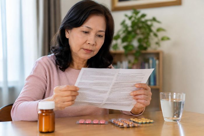 Không phải ai sau 50 tuổi cũng cần bổ sung vitamin B12.