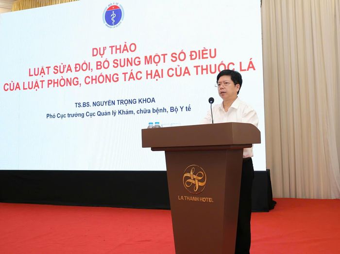 TS.BS Nguyễn Trọng Khoa, Phó Cục trưởng Cục Quản lý Khám, chữa bệnh, cho biết sau hơn 13 năm thi hành Luật Phòng, chống tác hại của thuốc lá, nhiều sản phẩm và phương thức kinh doanh mới xuất hiện, đòi hỏi điều chỉnh hành lang pháp lý.