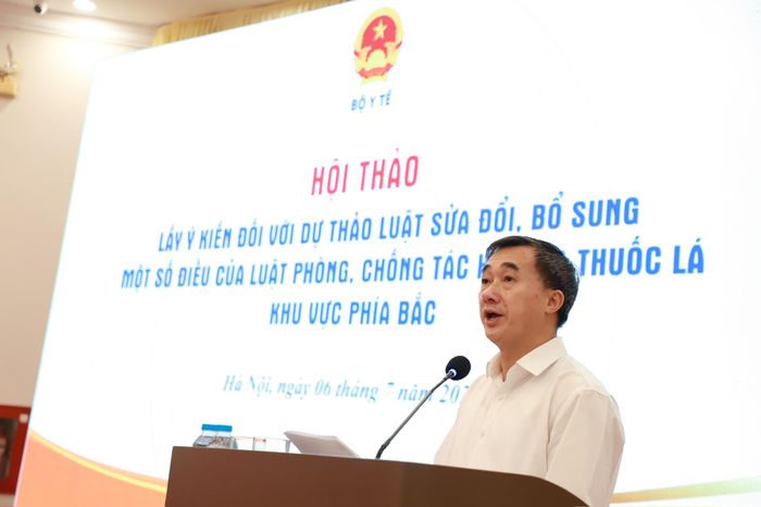 GS.TS Trần Văn Thuấn- Thứ trưởng Bộ Y tế, Chủ tịch Hội đồng Y khoa Quốc gia nêu rõ, thuốc lá từ lâu đã được xác định là một trong những nguyên nhân hàng đầu gây bệnh tim mạch, ung thư, bệnh hô hấp mạn tính và tử vong sớm.