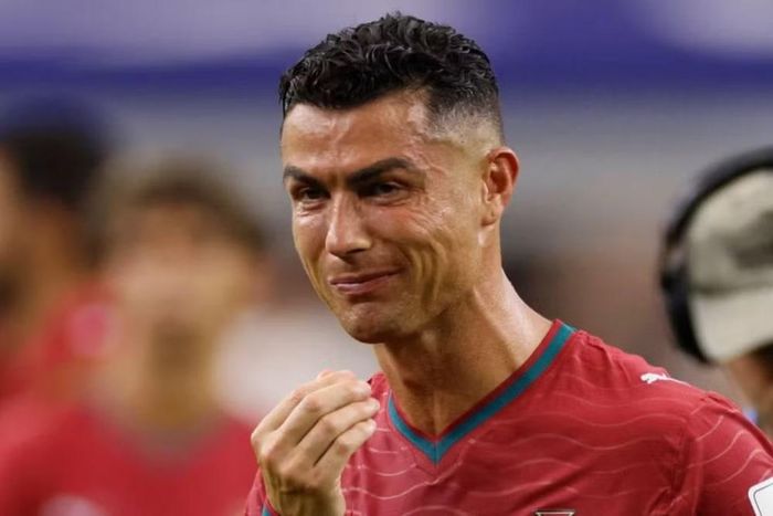 Những giọt nước mắt khép lại một chương huy hoàng của bóng đá thế giới - nơi Cristiano Ronaldo nói lời tạm biệt World Cup, còn tên tuổi của anh sẽ mãi sống trong ký ức người hâm mộ.