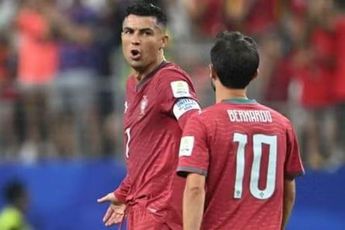 Ronaldo có nhiều tình huống không hài lòng với đồng đội