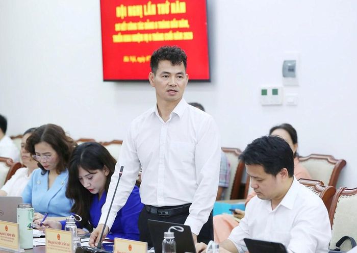 Cục trưởng Cục Nghệ thuật biểu diễn Nguyễn Xuân Bắc phát biểu tại hội nghị