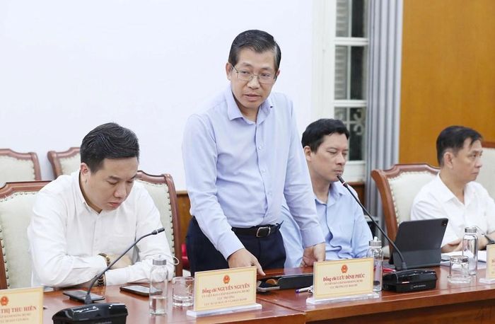 Cục trưởng Cục Báo chí Lưu Đình Phúc phát biểu tại hội nghị