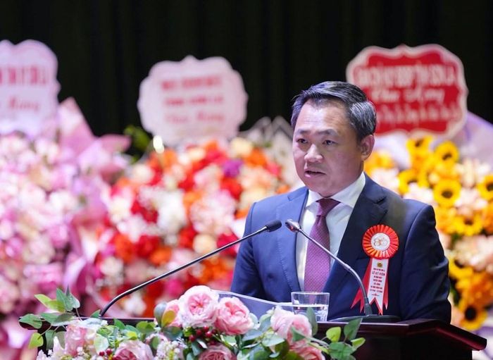 Chủ tịch UBND tỉnh Sơn La Nguyễn Đình Việt phát biểu tại lễ kỷ niệm