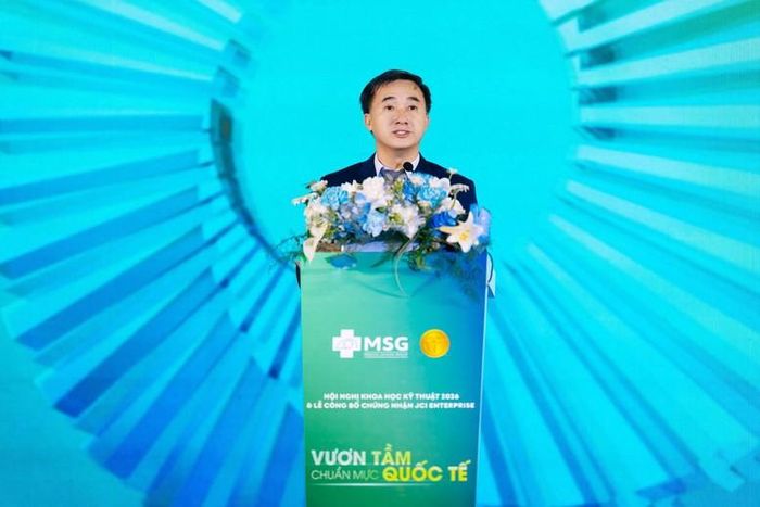 GS.TS Trần Văn Thuấn – Thứ trưởng Bộ Y tế, Chủ tịch Hội đồng Y khoa Quốc gia phát biểu chỉ đạo tại Hội nghị Khoa học Kỹ thuật 2026 và Lễ công bố chứng nhận JCI Enterprise