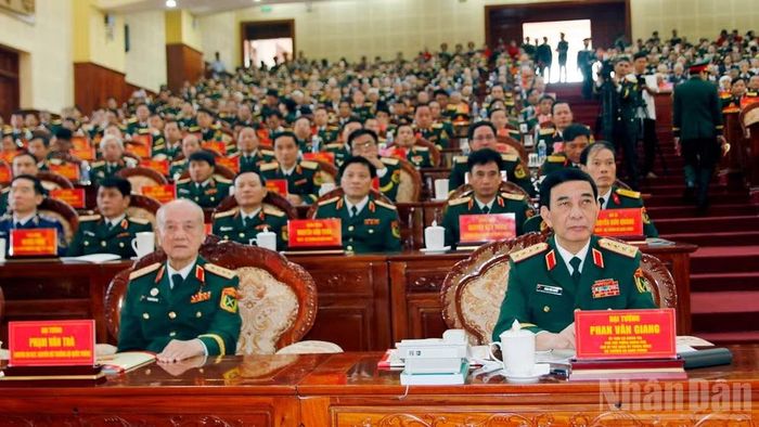 Đại tướng Phan Văn Giang và Đại tướng Phạm Văn Trà dự Lễ kỷ niệm 80 năm Ngày truyền thống Học viện Lục quân.