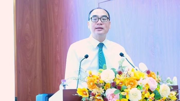 Phó Tổng Kiểm toán nhà nước Bùi Quốc Dũng phát biểu khai mạc tọa đàm.