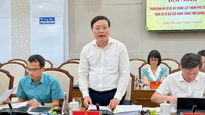 Thứ trưởng Nội vụ Trương Hải Long phát biểu tại hội nghị.
