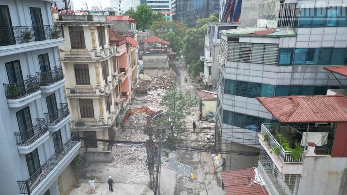 Dự án cải tạo, mở rộng ngõ 381 Nguyễn Khang được kỳ vọng sẽ xóa điểm nghẽn giao thông tồn tại nhiều năm, tạo thêm trục kết nối thuận lợi cho khu vực phía tây Thủ đô.