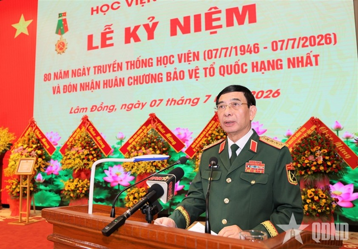  Đại tướng Phan Văn Giang phát biểu tại Lễ kỷ niệm 80 năm Ngày truyền thống Học viện Lục quân. 