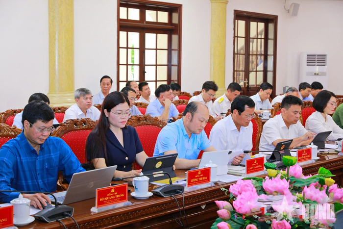 Các đại biểu dự hội nghị.
