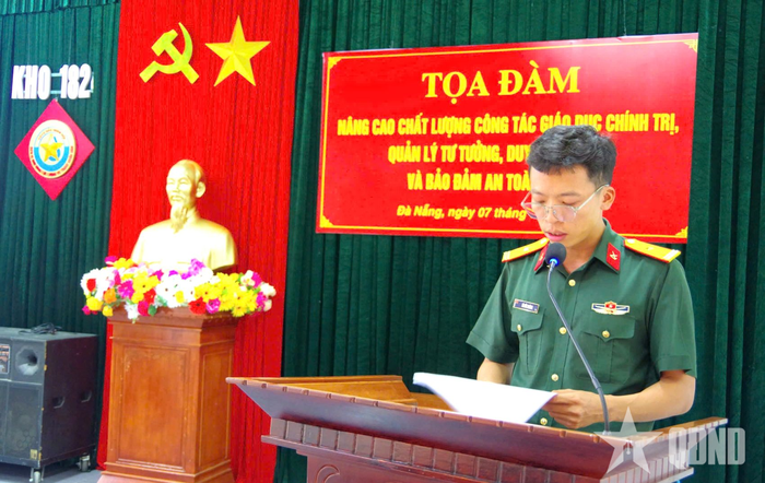 Ý kiến tham gia phát biểu tại tọa đàm.
