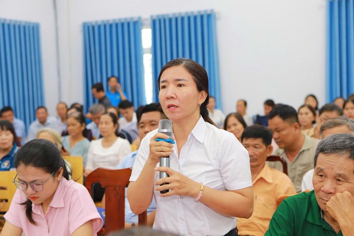  Cử tri kiến nghị tại buổi tiếp xúc cử tri 