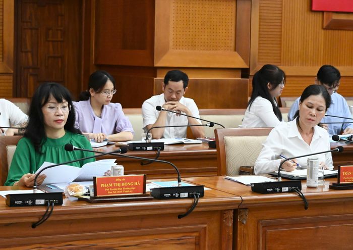  Lãnh đạo Ban Nội chính Thành ủy TPHCM dự phiên họp. Ảnh: VIỆT DŨNG 