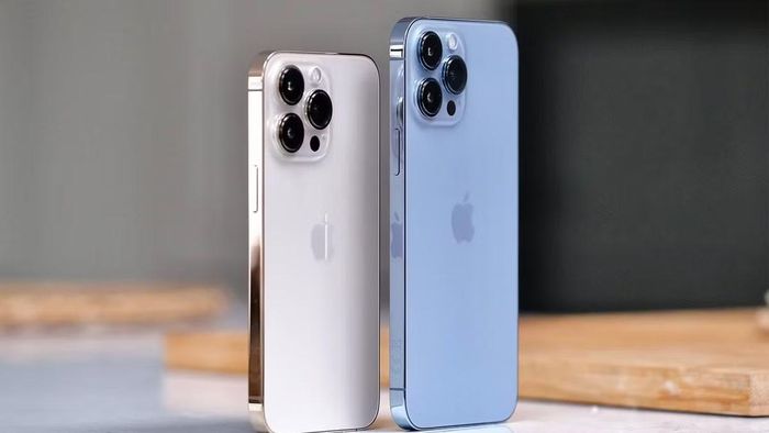 Việc thường xuyên cập nhật iPhone không chỉ giúp bổ sung tính năng mới mà còn là lớp phòng vệ quan trọng trước các nguy cơ an ninh mạng ngày càng phức tạp, vì vậy nếu đang sử dụng iPhone, đây là bản cập nhật mà người dùng không nên bỏ qua để bảo vệ dữ liệu và duy trì hiệu suất hoạt động ổn định của thiết bị.
