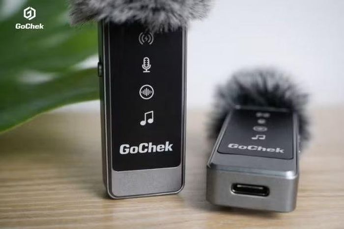 Các chuyên gia nhận định chất lượng hình ảnh có thể thu hút người xem trong vài giây đầu, nhưng chất lượng âm thanh mới là yếu tố giữ chân khán giả lâu hơn, vì vậy việc đầu tư một micro thu âm không dây có khả năng xử lý âm thanh thông minh sẽ giúp nâng cao đáng kể tính chuyên nghiệp của nội dung và tạo lợi thế cạnh tranh trong bối cảnh thị trường sáng tạo số ngày càng phát triển.(Ảnh: Gocheck)