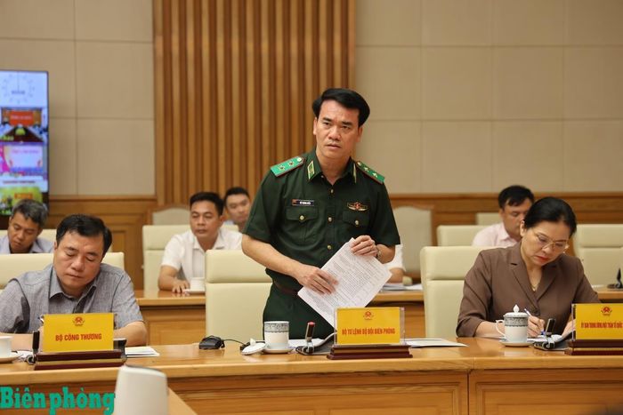 Trung tướng Vũ Trung Kiên tham luận tại hội nghị. Ảnh: Thủy Nguyên