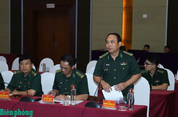 Đại tá Nguyễn Công Lực, Chỉ huy trưởng Ban Chỉ huy Bộ đội Biên phòng tỉnh Nghệ An phát biểu tại buổi làm việc. Ảnh: Ngọc Lâm