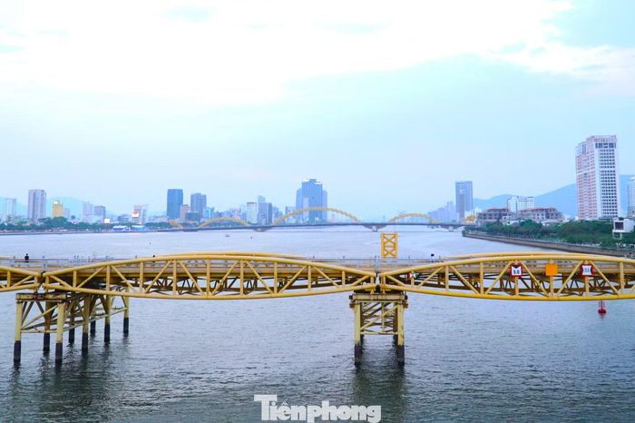 6 tháng đầu năm, tốc độ tăng GRDP của Đà Nẵng đạt 9,52%. Ảnh: Thanh Hiền.