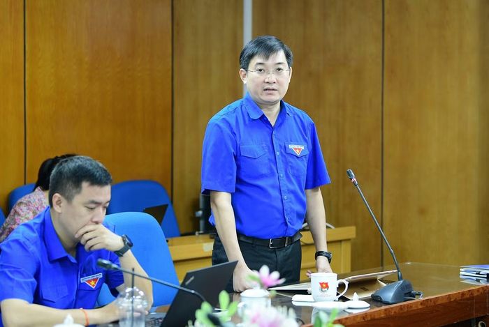 Hội nghị đã ghi nhận nhiều ý kiến trao đổi, đề xuất. Trong ảnh, anh Bùi Minh Tuấn - Ủy viên Ban Thường vụ T.Ư Đoàn, Trưởng Ban Công tác Đoàn trao đổi tại hội nghị. Ảnh: Xuân Tùng