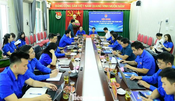 Hội nghị kiểm tra công tác Đoàn và phong trào thanh niên 6 tháng đầu năm 2026 ở Hà Nội. Ảnh: X.T