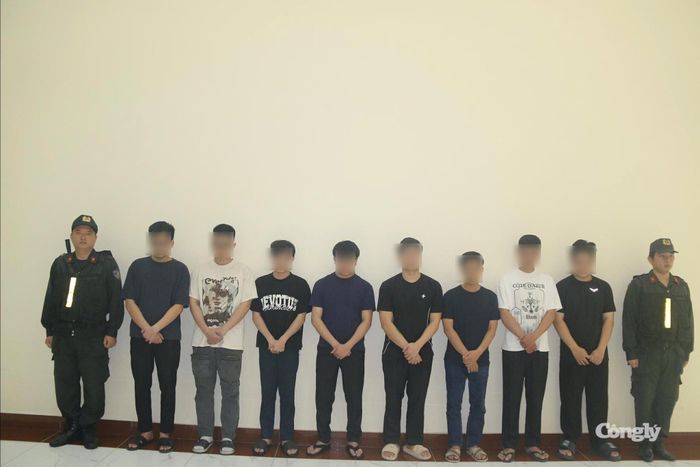 Các đối tượng trong vụ án tại cơ quan Công an.
