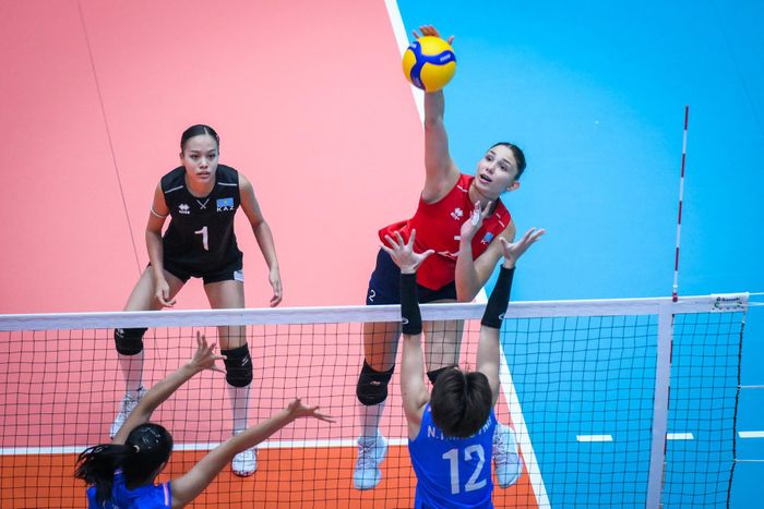 Dù đối thủ sở hữu thể hình vượt trội, U18 Việt Nam vẫn nhập cuộc đầy tự tin.