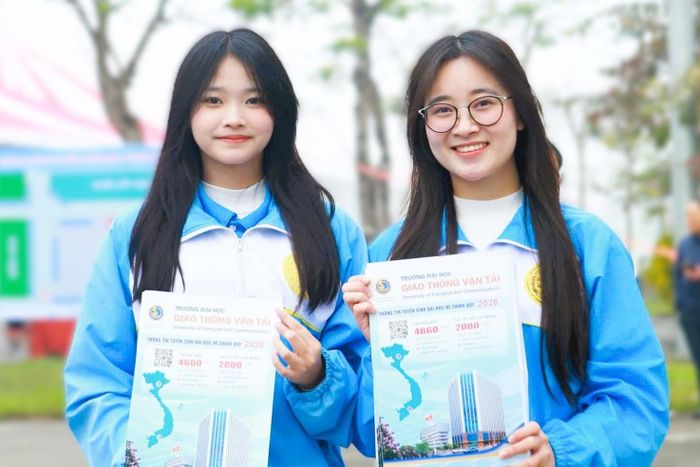 Sinh viên Trường ĐH Giao thông vận tải.