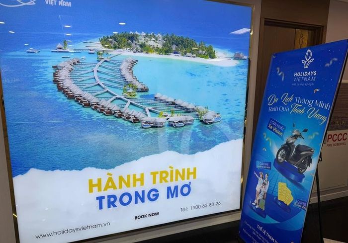 Các đối tượng tổ chức hội thảo nhằm tìm kiếm khách hàng.( Ảnh: CA TP HCM)