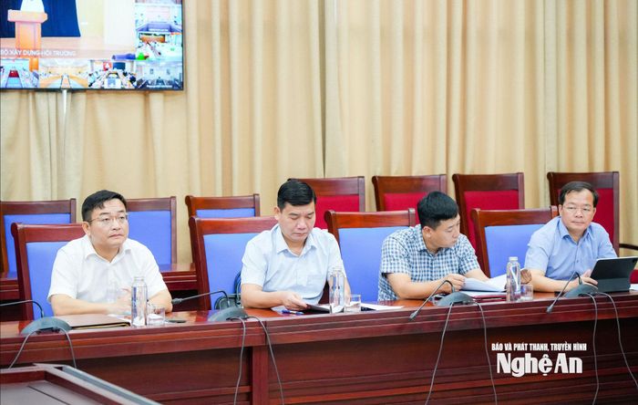 Các đại biểu tham dự tại điểm cầu Nghệ An. Ảnh: TL