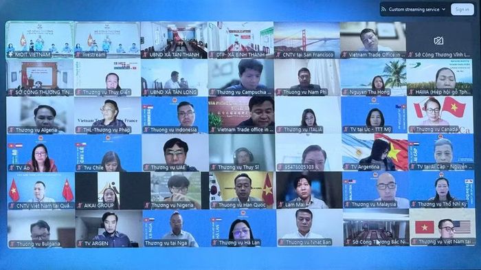 Các thương vụ Việt Nam ở nước ngoài tham gia hội nghị trực tuyến. (Ảnh: PV/Vietnam+)