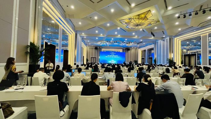 Hội nghị "Phát hành chứng khoán - Động lực cho tăng trưởng kinh tế" diễn ra ngày 7/7, do Ủy ban Chứng khoán Nhà nước tổ chức. (Ảnh: Vietnam+)