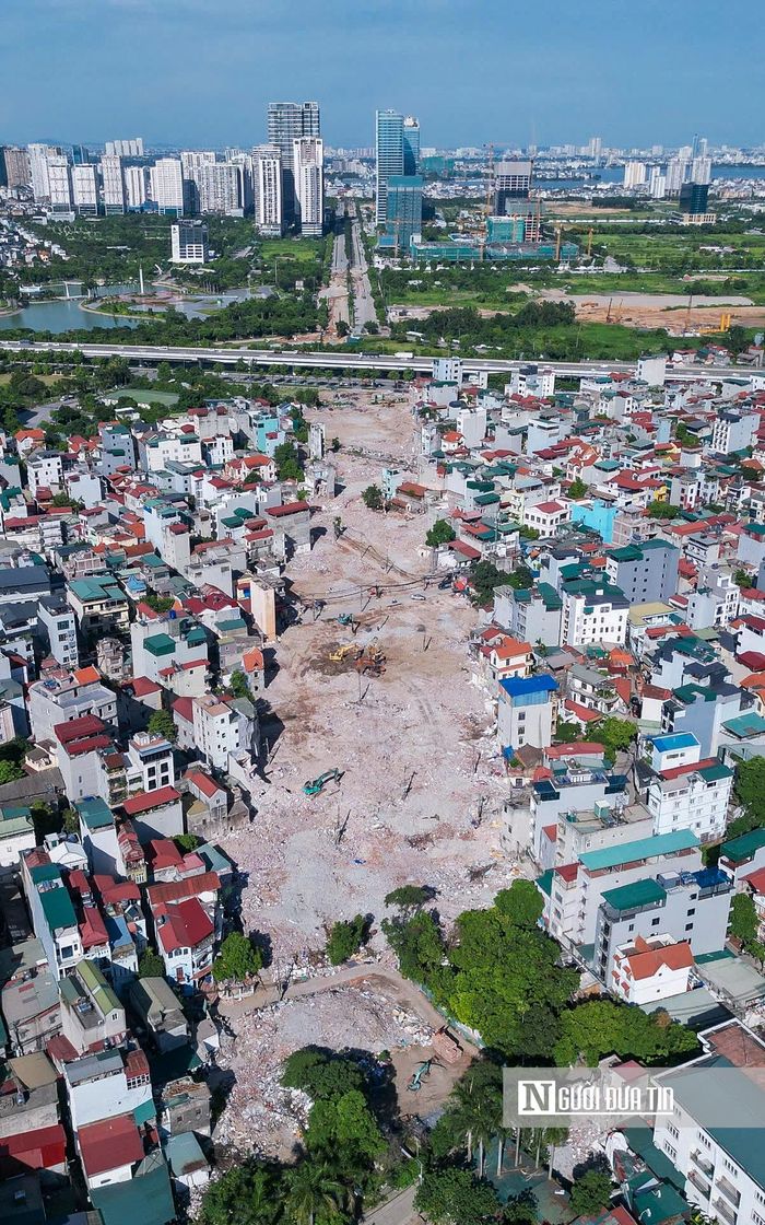 Nhìn từ trên cao, các ngôi nhà nằm trong phạm vi dự án đến nay đã được phá dỡ hoàn toàn để bàn giao mặt bằng cho đơn vị thi công.