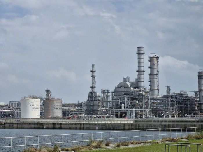 Không chỉ đóng vai trò là nhà cung cấp nhiên liệu quan trọng cho thị trường nội địa, NSRP còn cho thấy khả năng thích ứng linh hoạt trước các biến động của thị trường quốc tế. Ảnh: NSRP