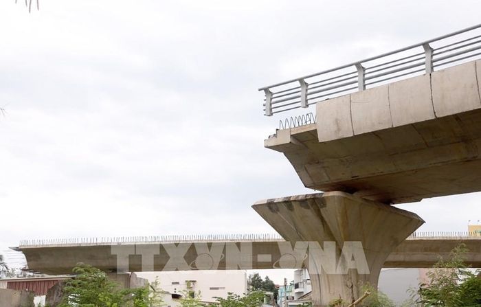 Dự án Nút giao Ngọc Hội (phường Tây Nha Trang) chưa hoàn thành các hạng mục. Ảnh: Xuân Triệu - TTXVN