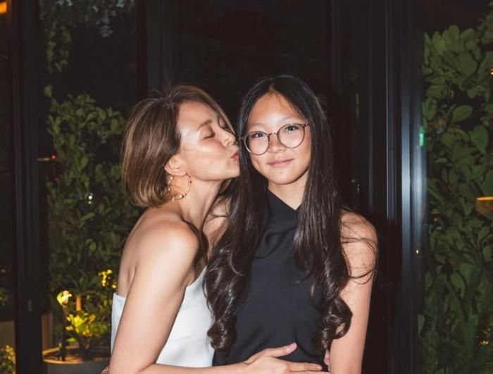 Choo Sarang - con gái siêu mẫu Yano Shiho.