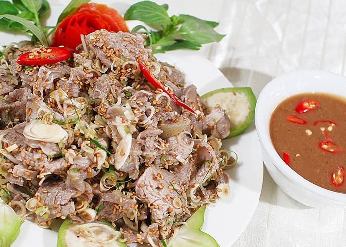 Dê núi - đặc sản Ninh Bình.