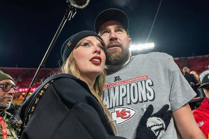 Đến nay, Taylor Swift và Travis Kelce vẫn chưa công bố bất kỳ hình ảnh chính thức nào từ lễ cưới.