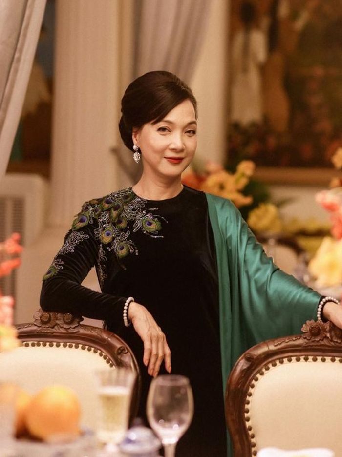 Vai Thái Tuyết Mai trong Gái già lắm chiêu 3 đánh dấu màn trở lại màn ảnh rộng của NSND Lê Khanh sau gần hai thập kỷ. Ảnh: NSX.