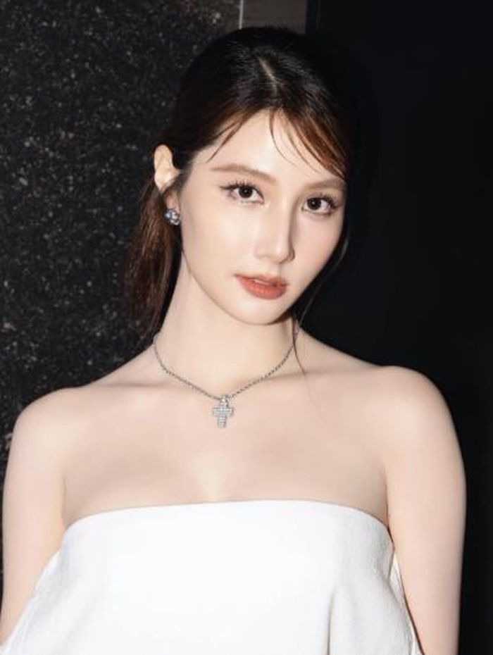 Nữ diễn viên ghi dấu ấn qua nhiều bộ phim điện ảnh thuộc nhiều thể loại khác nhau. Ảnh: FBNV