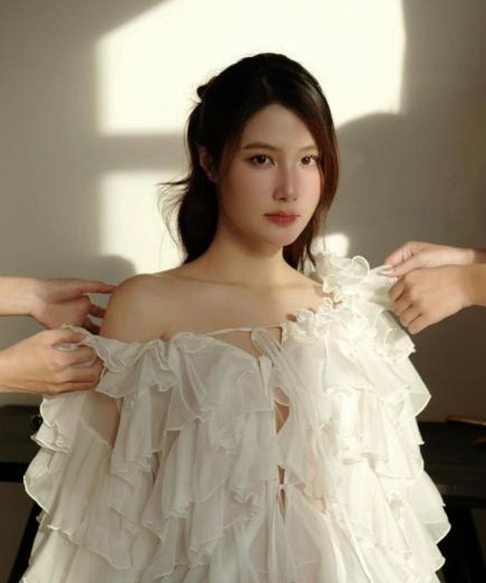 Diễm My 9X được đánh giá cao nhờ hình ảnh đẹp và sự bền bỉ với nghề diễn. Ảnh: FBNV