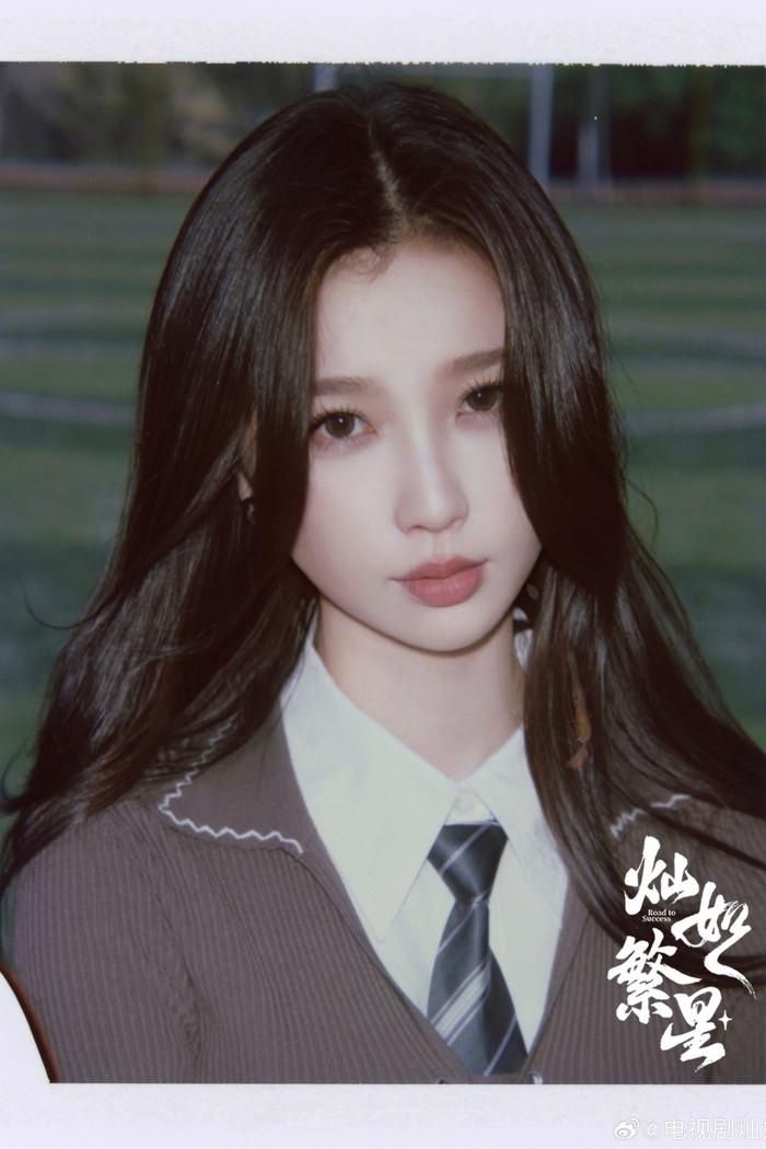 Ngu Thư Hân vai Lâm Vãn Tinh. Ảnh: Weibo
