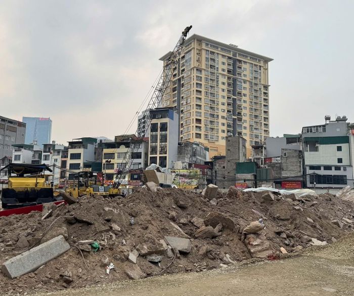 Hà Nội đang bước vào giai đoạn chỉnh trang và tái thiết đô thị với quy mô lớn. Kinh nghiệm của Thượng Hải cho thấy, bên cạnh mục tiêu phát triển, mỗi quyết định quy hoạch cũng cần tính đến những giá trị cộng đồng, di sản và bản sắc đô thị được tích lũy qua nhiều thế hệ. Ảnh: CTV